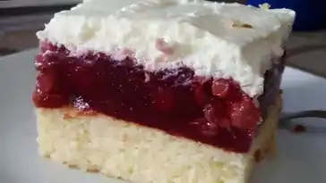 Fanta-Kirsch-Quarksahne-Kuchen: Ein köstliches Rezept zum Genießen