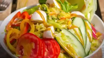 Fantastischer Fitness-Salat: Der ideale Begleiter für eine ausgewogene Ernährung