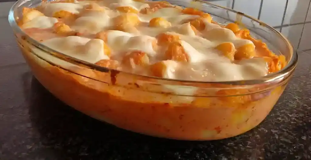 GNOCCHI AUS DEM OFEN IN PAPRIKA – TOMATEN – SAUCE
