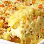 Gebackener Reis mit leckerer Schinken und Käse