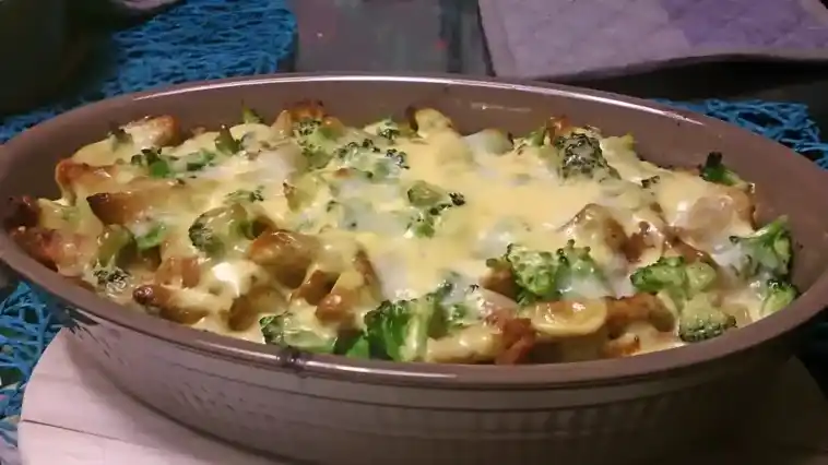 Gyrosauflauf mit Sauce Hollandaise