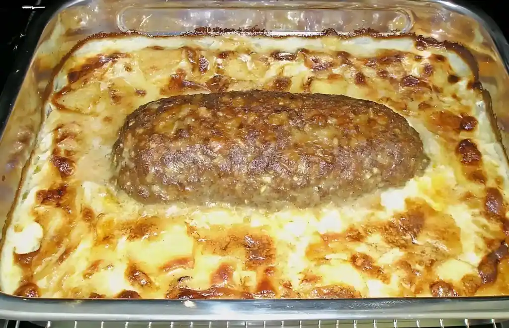 HACKBRATEN MIT KARTOFFELN IN SAHNE