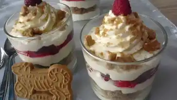 HIMBEERDESSERT MIT SPEKULATIUS 4x