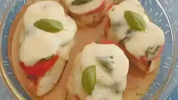 Hahnchenbrustfilet mit Tomate und Mozzarella uberbacken 4x