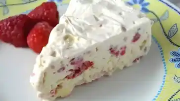 Himbeer eistorte mit frischkase