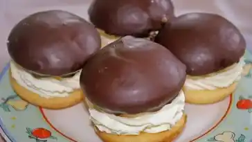 INDIANER MIT SCHLAG