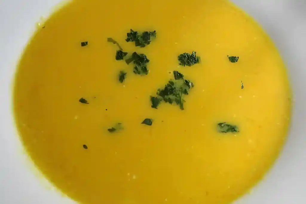 Karotten - Ingwersuppe mit Curry
