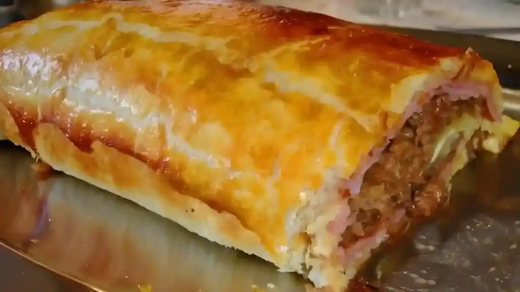 Käse Hackbraten in Blätterteig, mega lecker !