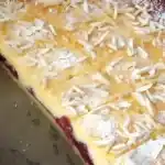 Käsekuchen mit Kirschen vom Blech