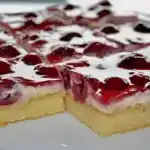 Kirsch Schmand Blechkuchen