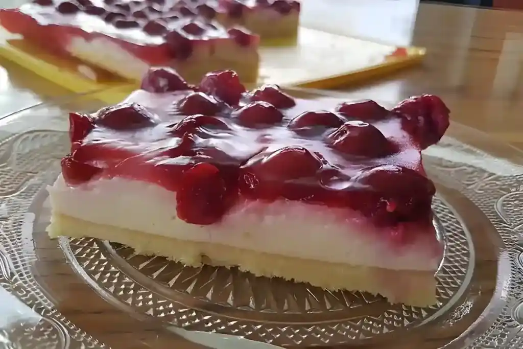 Kirsch – Schmand – Blechkuchen
