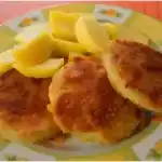 Kohlrabi paniert und gebraten mit Krautersauce 4x