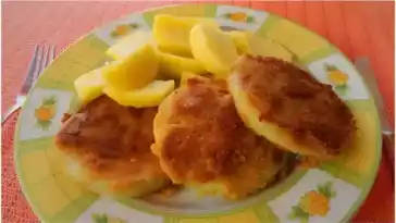 Kohlrabi paniert und gebraten mit Krautersauce 4x