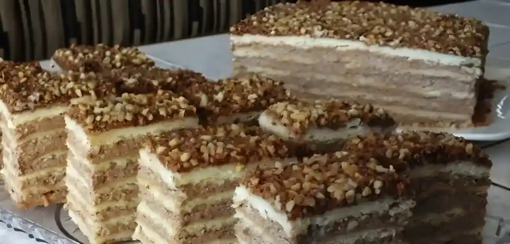 Köstliche Nuss Nougat Schnitten, ein Super Rezept !