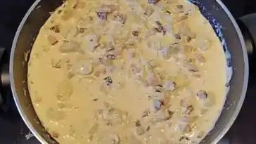 LEBERKAS MIT CHAMPIGNON UND ZWIEBEL SOSS 4x