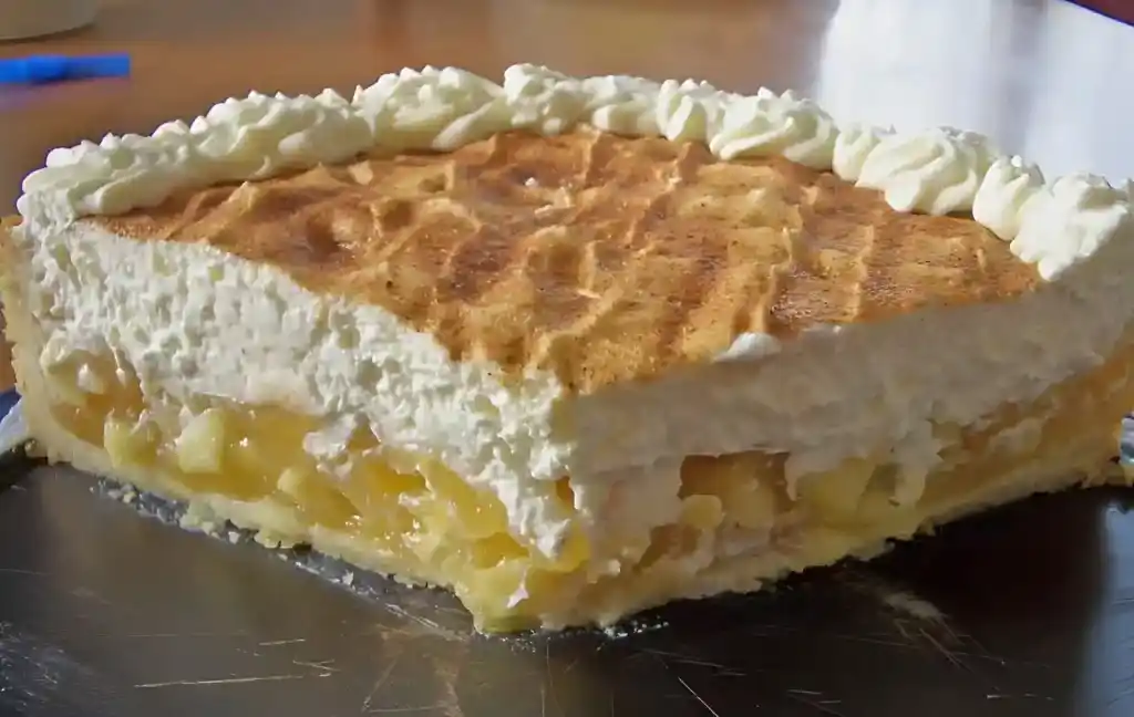 LECKERER Apfel – Schmand – Torte