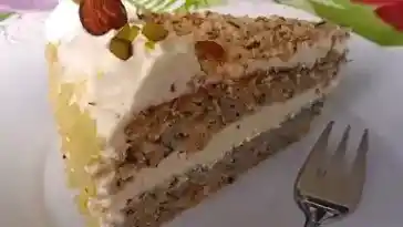 Köstliche Nusstorte: Ein köstliches Rezept mit raffiniertem Twist