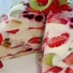 Leckere ZACK ZACK Sahne-Torte mit Obst – ohne Backen und in nur 5 Minuten zubereitet