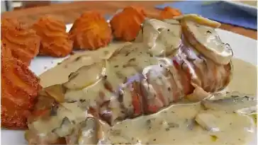 Lende im Speckmantel mit Champignons 4x
