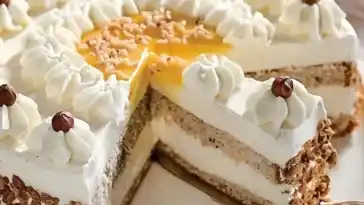 NUSS-EIERLIKÖR-TORTE
