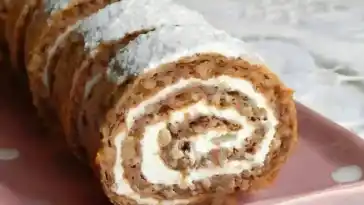 Nuss-Rolle OHNE Mehl und in ein paar Minuten zubereitet!