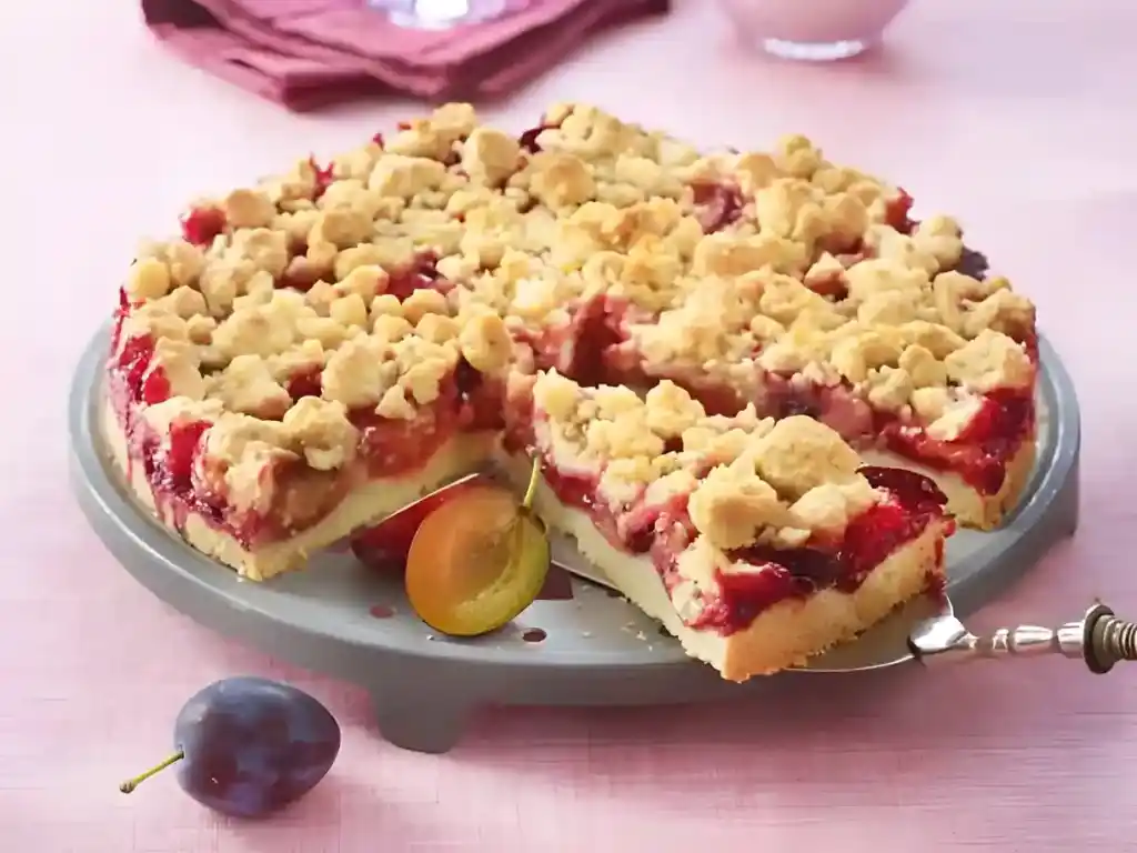 Pflaumenkuchen mit Zimtstreuseln