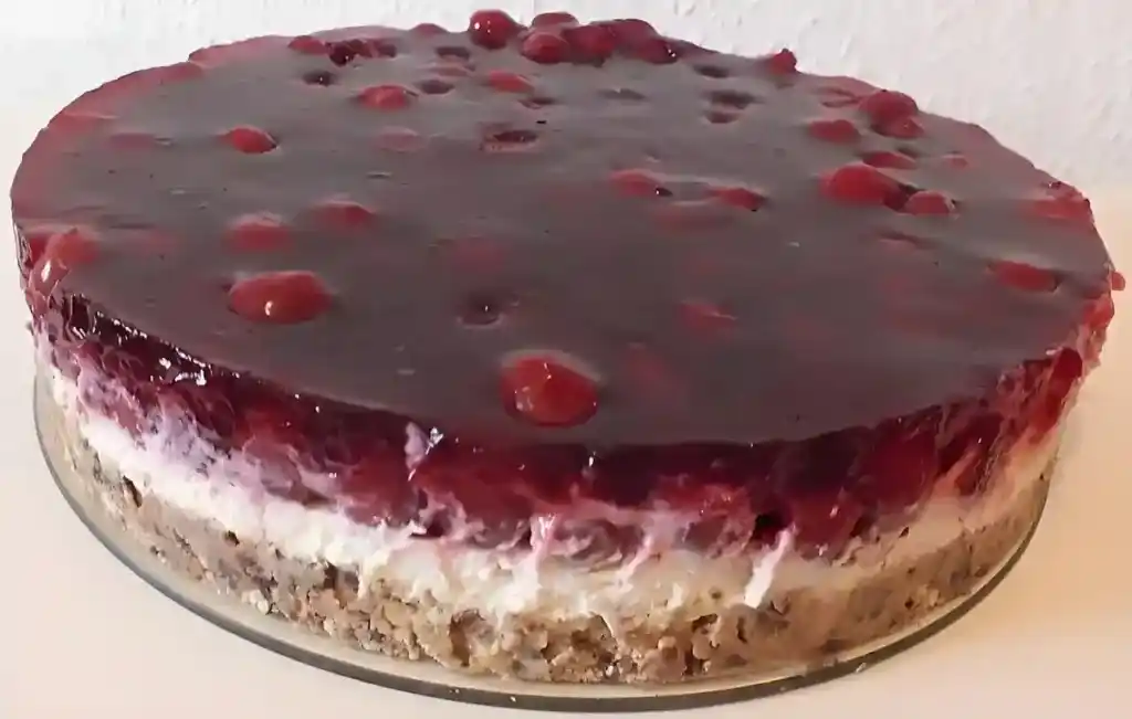 Prinzenrolle – Torte mit Kirschen, einfach super lecker !