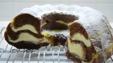 Der schnellste Weg zum Genuss: Quark-Gugelhupf in 10 Minuten!