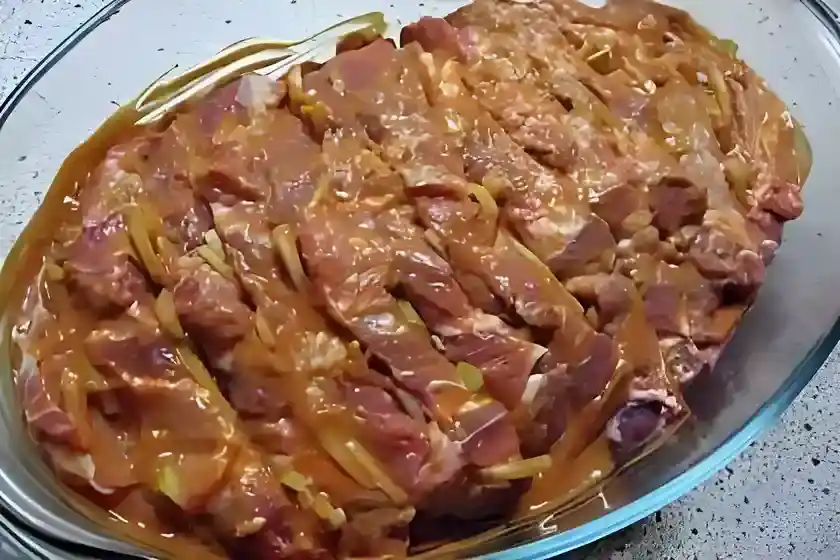 Räuberbraten, schmort im Ofen einfach vor sich hin !