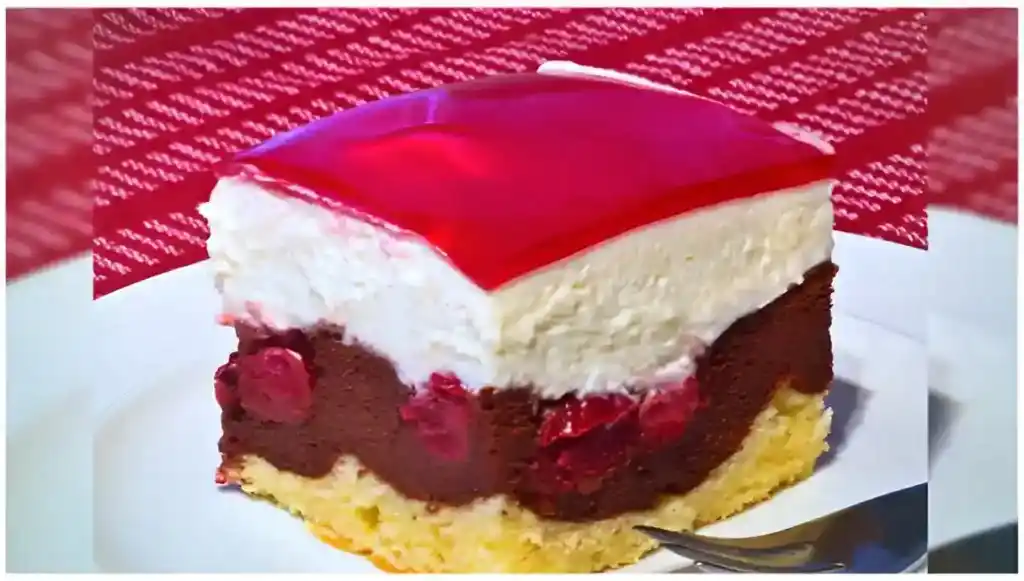 Rotkäppchenkuchen auf dem Blech, der süchtig macht