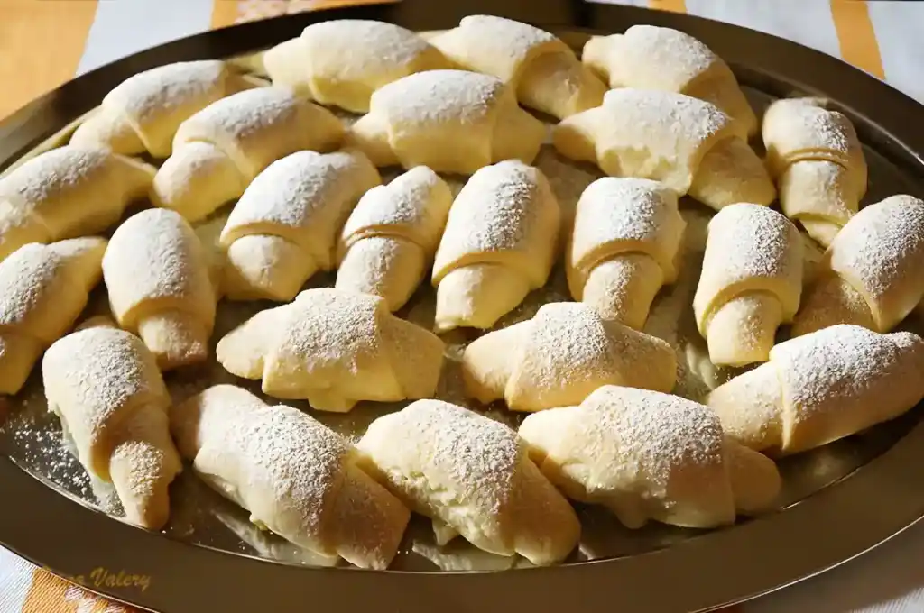 SCHNELLE NUSSHÖRNCHEN – HALTEN LANGE FRISCH!