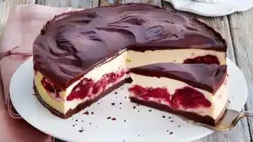 SCHWARZWÄLDER-KÄSE-TORTE