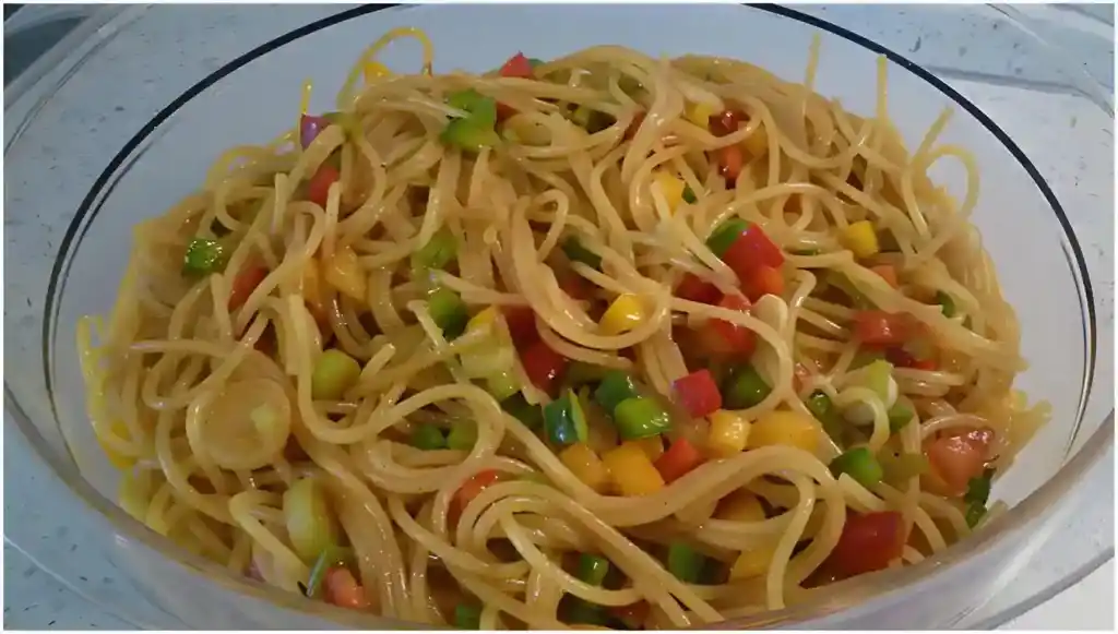 SPAGHETTI CURRY SALAT, SPITZENMÄSSIG LECKER