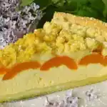 Saftiger Käsekuchen mit Aprikosen und Streuseln
