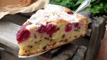 Saftiger Rührkuchen mit Kirschen !