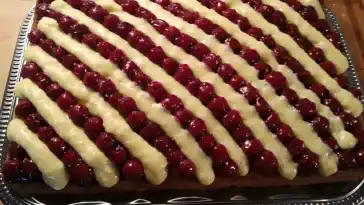 Sauerkirsch – Vanille – Schnitten
