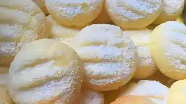 Schneeflöckchen, superzart und zerfällen im Mund!
