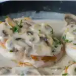 Schnitzel in leckere Crème fraiche Soße
