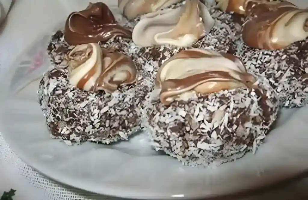 Schoko-Nester mit Kokos und Nutella