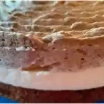 Schokoladen-Birnentorte mit Vanillecreme