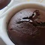 Schokoladenkuchen mit flussigem Kern a la Italia 4x