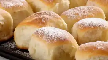Süß und köstlich schmecken Dampfnudeln Rezept