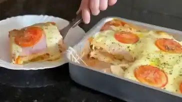 Toast Mozzarella Auflauf aus dem Backofen