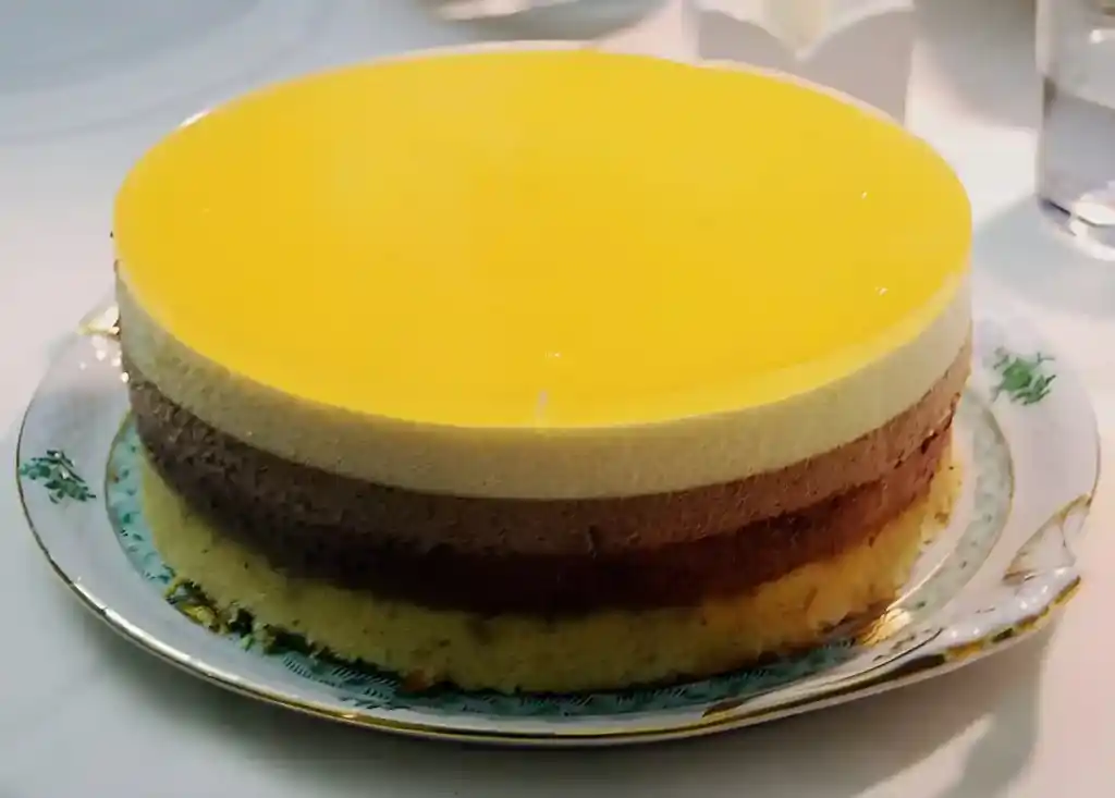 Torta Tricolore