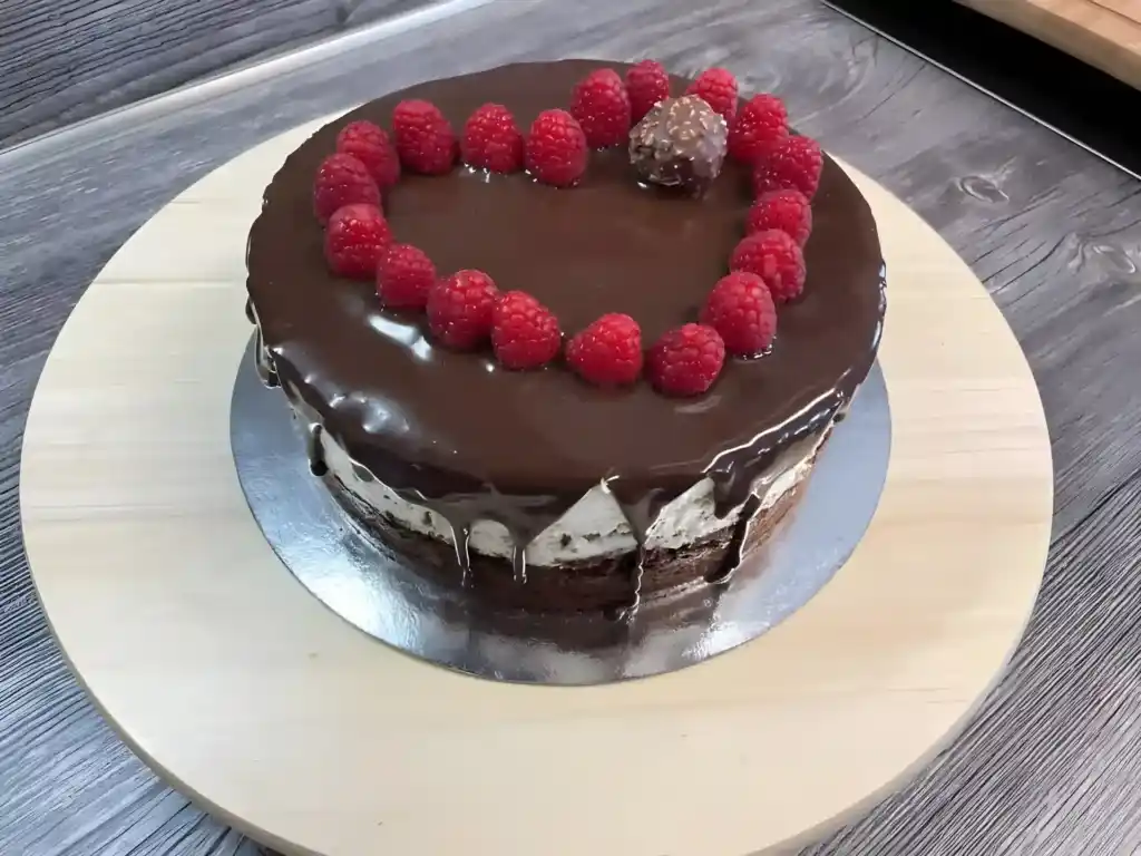 Tricolore-Torte mit Ferrero Rocher