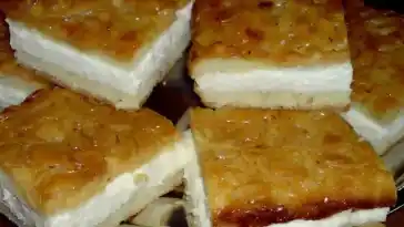 Ultimativer Bienenstich (mit leckerer Pudding – Sahne Füllung)