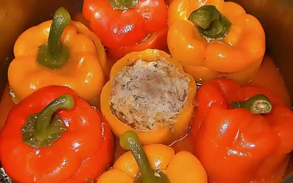 Ungarisch Beeinflusst Gefüllte Paprika Rezept