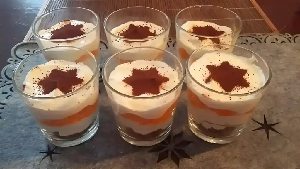 WEIHNACHTLICHES DESSERT