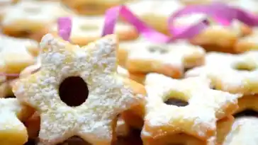 ZARTE BUTTERPLATZCHEN – WEIHNACHTSSTERNE 4x