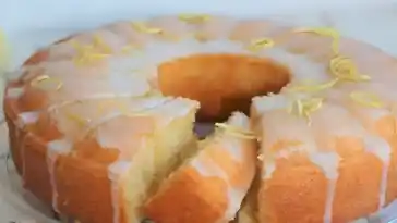 Zitronen Buttermilch Kuchen 4x